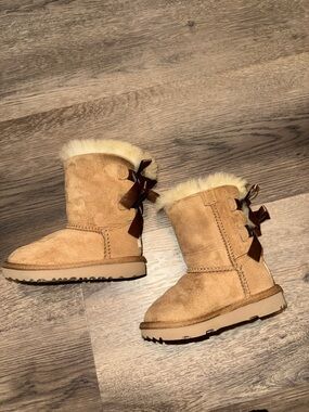 Chestnut UGGS toddler